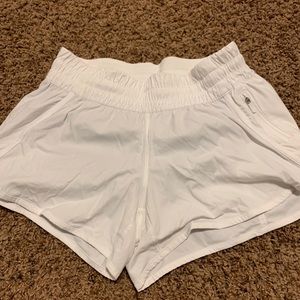 Lululemon Tracker Shorts Size 8
